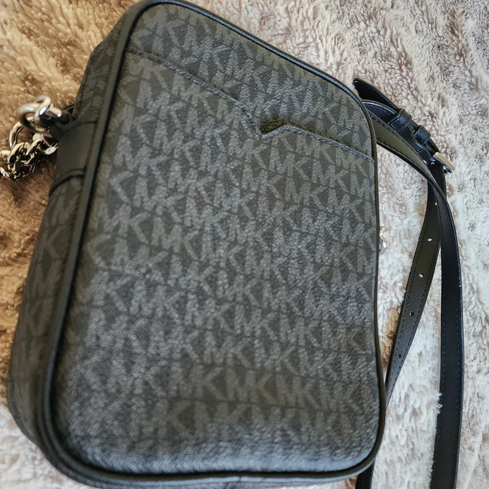 Michael Kors Jet Set Travel medium logo crossbody bag Black
